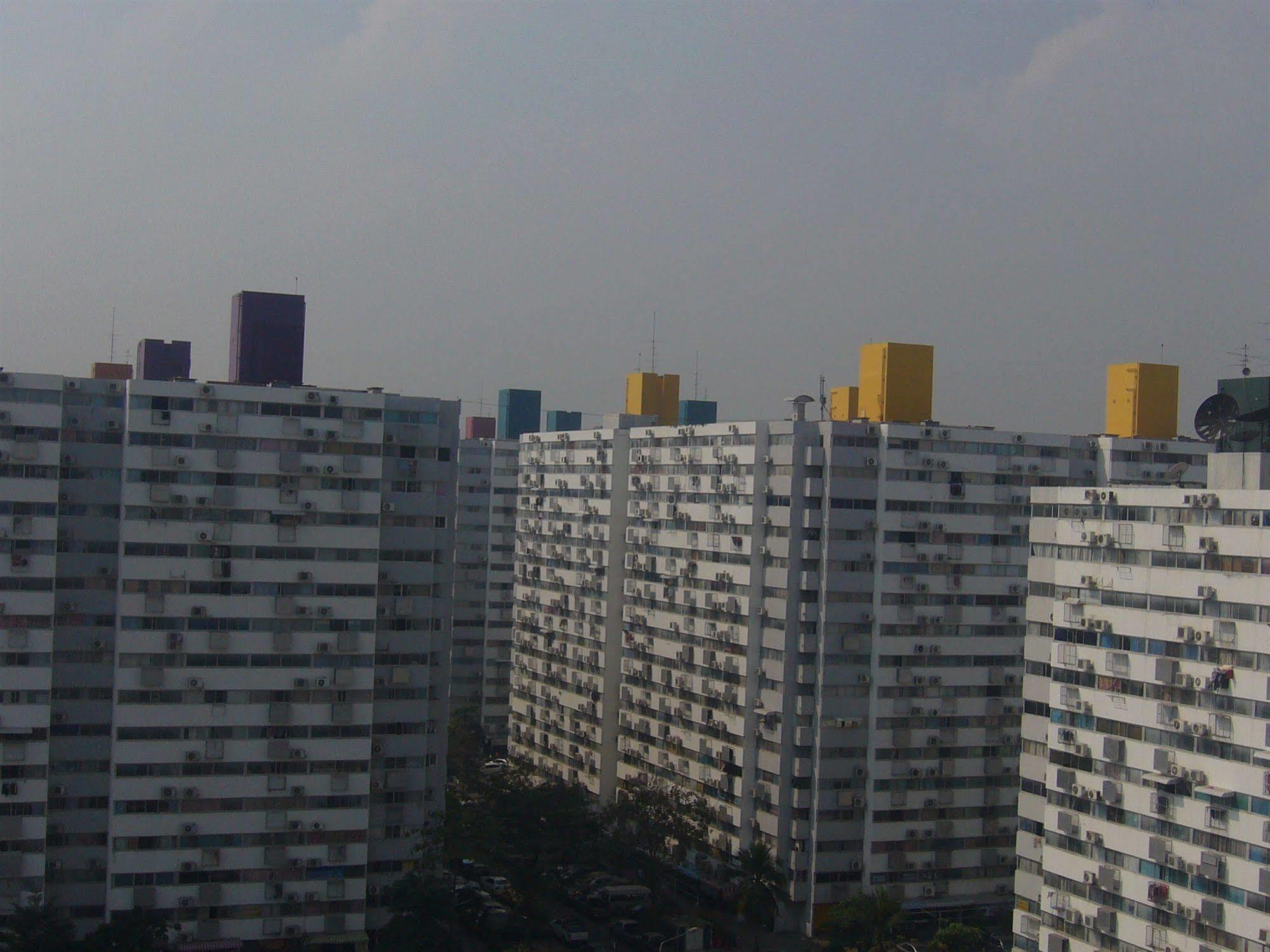 Impact Muang Thong Thani Service Condominium Pak Kret Buitenkant foto