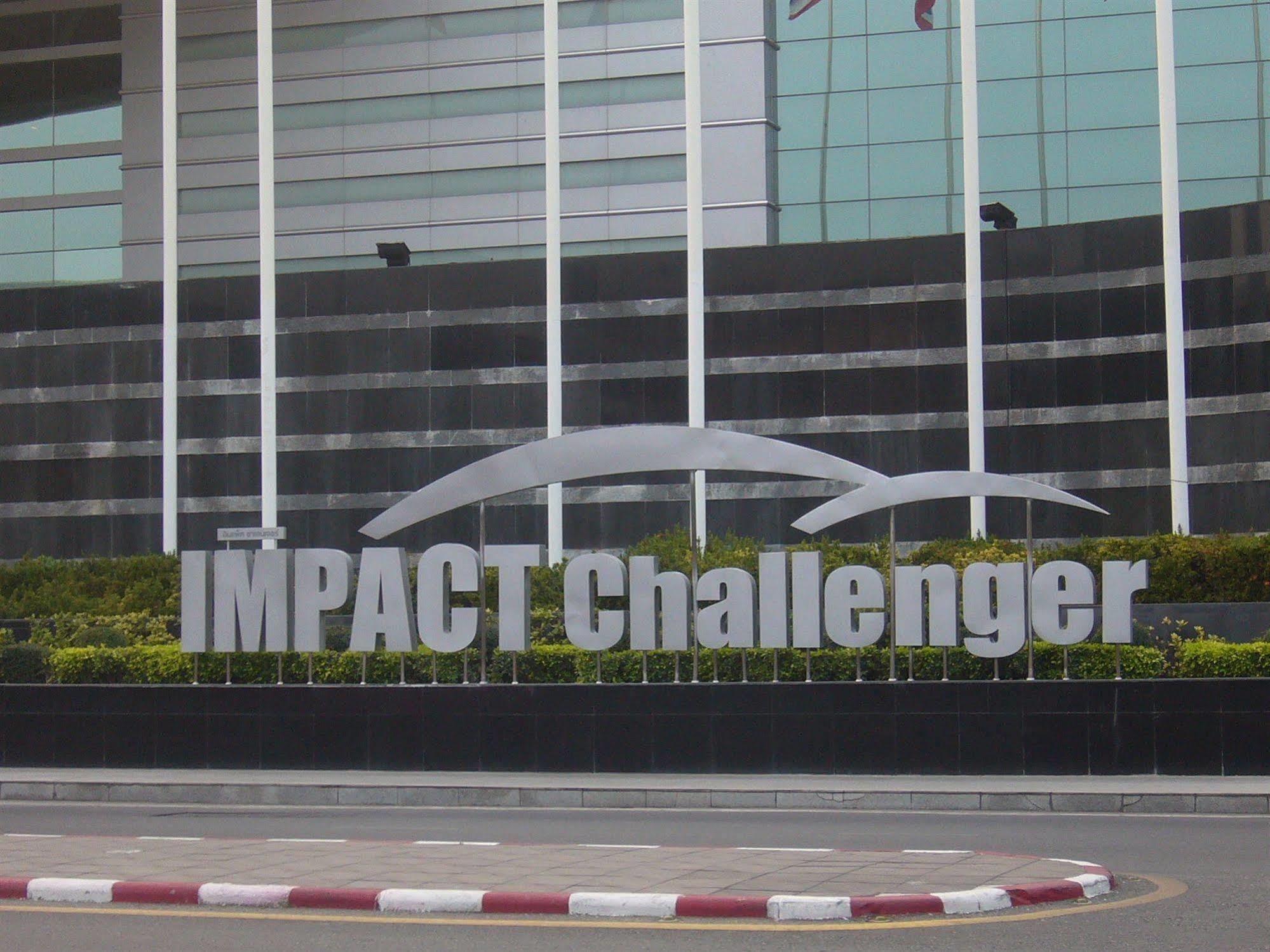 Impact Muang Thong Thani Service Condominium Pak Kret Buitenkant foto